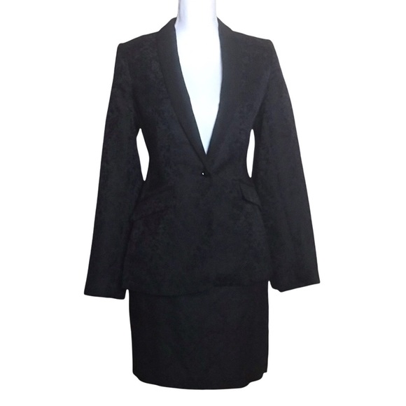 Banana Republic Dresses & Skirts - Banana Republic Navy & Black Jacquard Skirt Set